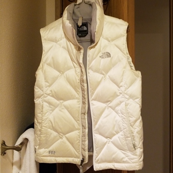 Jackets & Blazers - North face vest ❄